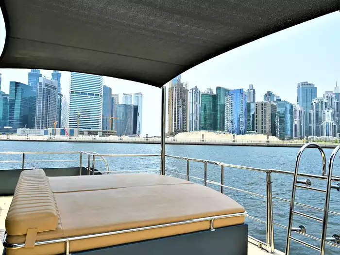 Yacht Hire Dubai