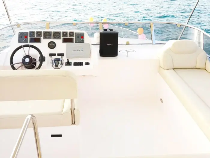 Yacht Hire Dubai