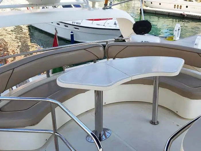 Yacht Hire Dubai