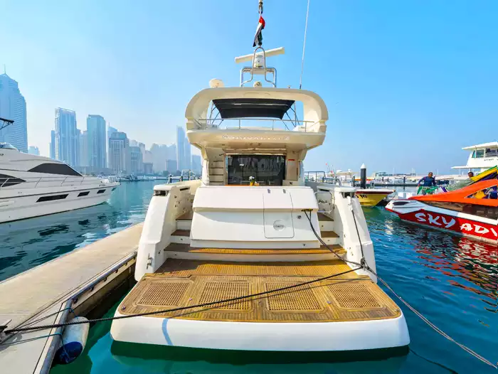 Yacht Hire Dubai